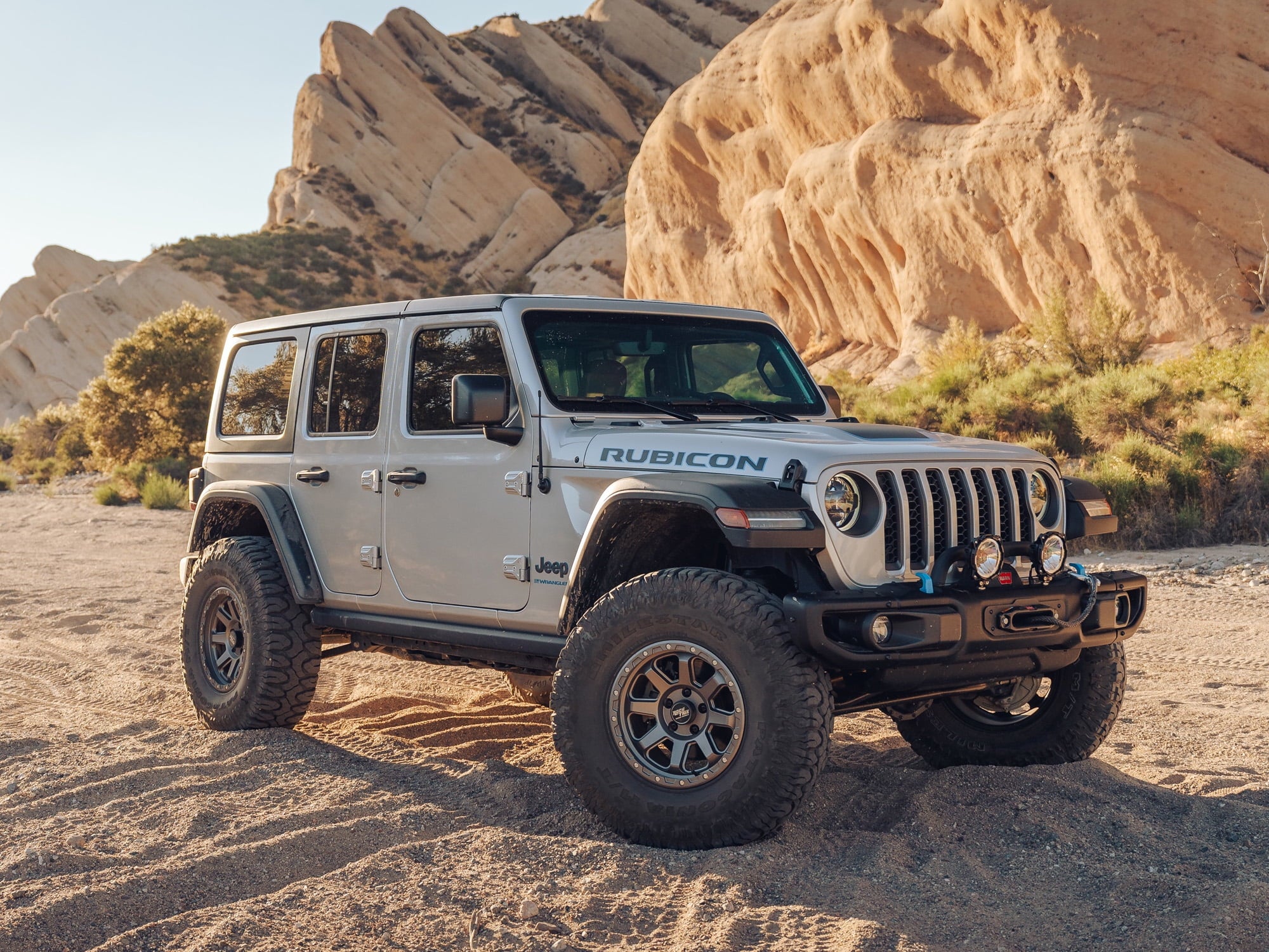 RockTrix RT116 17 inch Wheel Compatible with Jeep Wrangler JK JL 17x9 5x5 Wheels (-12mm Offset, 4.5in Backspace) 5x5 PCD, 71.5mm Bore, Gunmetal Gray Wheels, Also fits Gladiator JT Rims